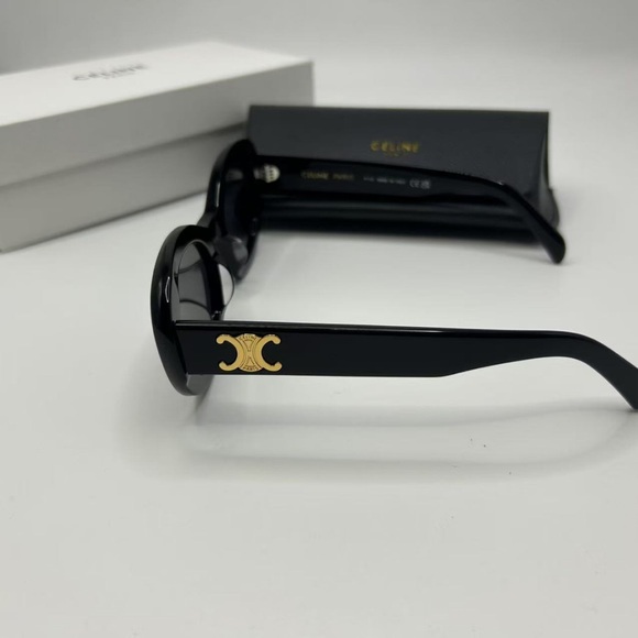 Celine Elegant Black Sunglasses - Picture 6 of 6